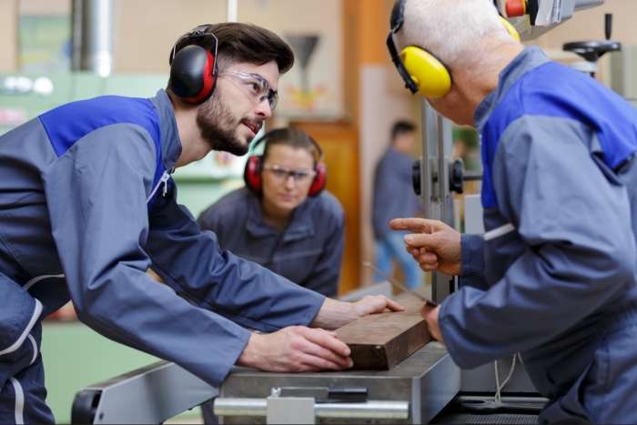 El Govern ofereix més de 200 certificats professionals per especialitzar-se en una professió