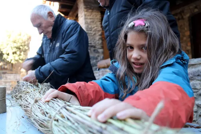 Els infants de Bagà cremaran faies al balcó per la Fia-faia, una tradició perduda durant la Guerra Civil