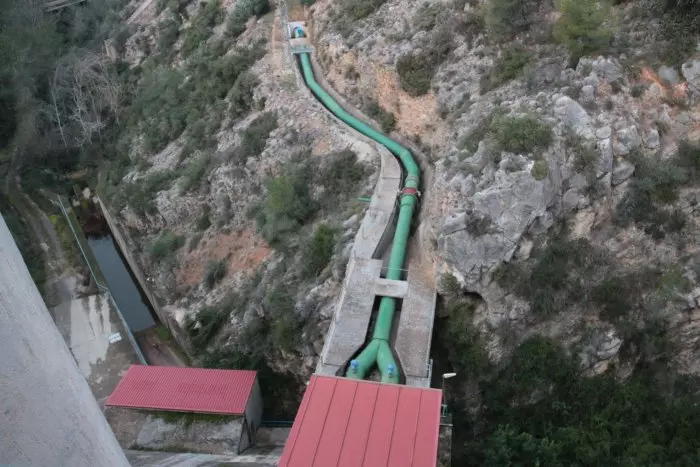 Els ecologistes s'oposen a portar aigua de l'Ebre al Priorat per regar vinyes i oliveres