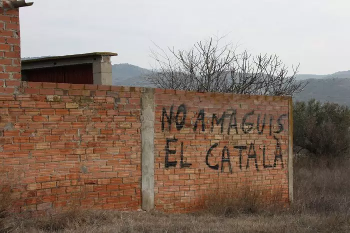Reacció popular a què l'Aragó deixi de considerar llengües pròpies el català i l'aragonès