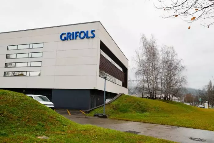 La familia Grifols abandona la gestión de la multinacional, que nombra CEO a Nacho Abia