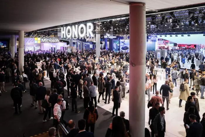 El MWC supera les expectatives: tanca portes amb més de 100.000 visitants