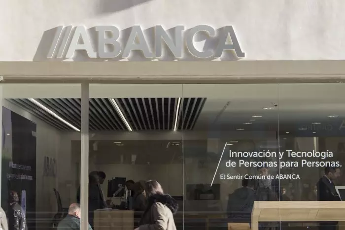 Abanca triplica beneficios en 2023 y alcanza los 711 millones, cifra récord del banco