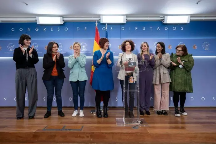 Sumar se desmarca del Ministerio de Igualdad y propone blindar el aborto en la Constitución