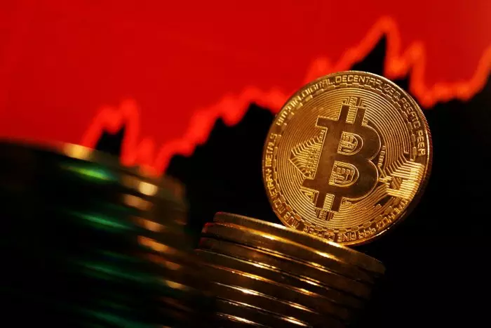 El bitcoin resurge de sus cenizas