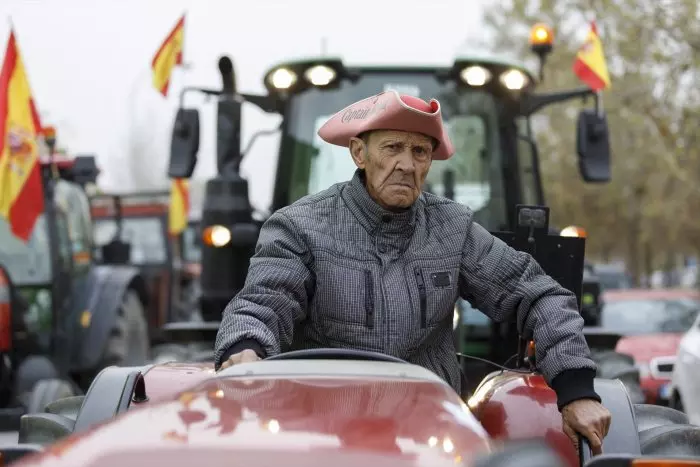 Los Veintisiete acuerdan suavizar las restricciones ambientales de la PAC a los pequeños agricultores