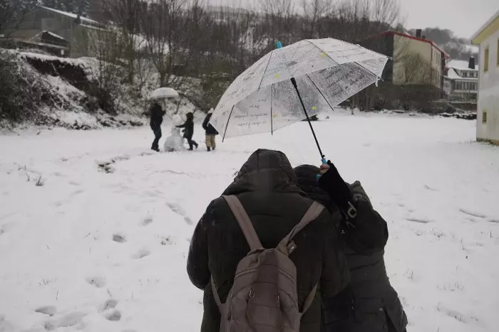 La borrasca Nelson deja avisos amarillos y carreteras cortadas por toda España esta Semana Santa