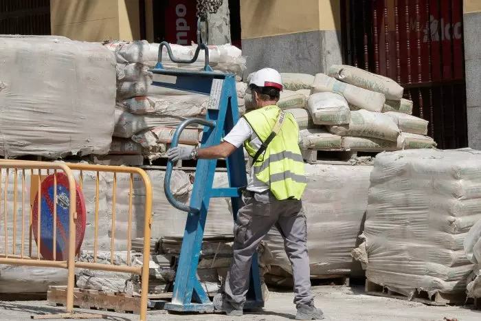 La crisis climática pone en riesgo la salud del 71% de trabajadores en el mundo