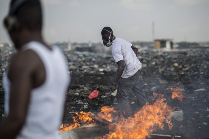 España arroja en África más de la mitad de la basura electrónica que genera
