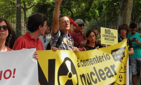 Una manifestación en contra del ATC de Villar de Cañas. EUROPA PRESS
