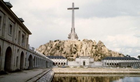 El Valle de los Caídos, en el interior de cuya basílica descansan los restos de más de 33.400 víctimas de la Guerra Civil. EFE