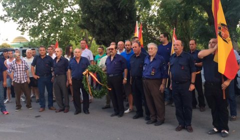 Fotografía del último homenaje franquista al 18 de julio en Lucena, en 2015. / Fuerza Nueva