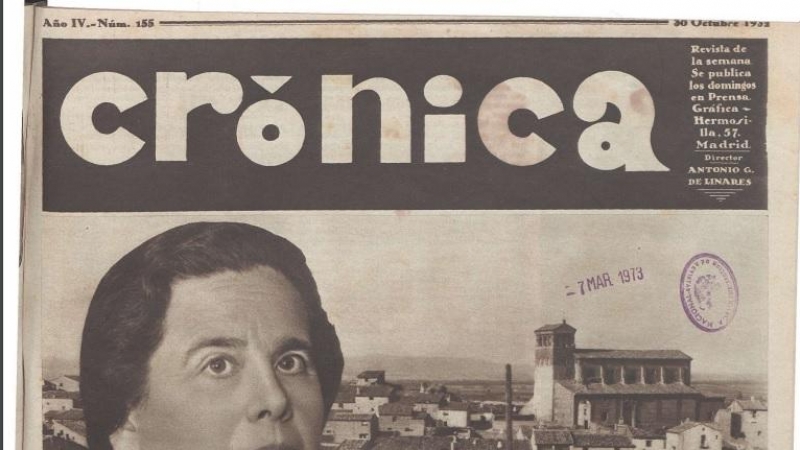 Portada de 'Crónica' de 1932 donde se habla de María Domínguez, la primera alcaldesa republicana