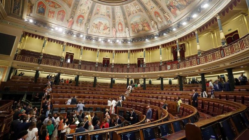 Vista general del hemiciclo del Congreso de los Diputados tras finalizar la segunda votación del debate de investidura. EFE