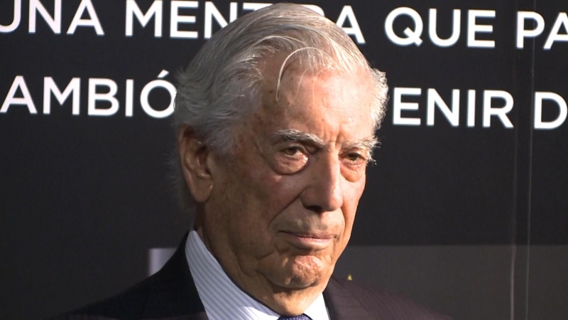 Mario Vargas Llosa gana el Premio Francisco Umbral