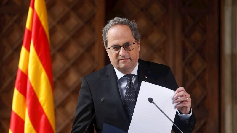 El presidente de la Generalitat, Quim Torra, durante la declaración institucional que ha ofrecido este miércoles en el Palau de la Generalitat | EFE