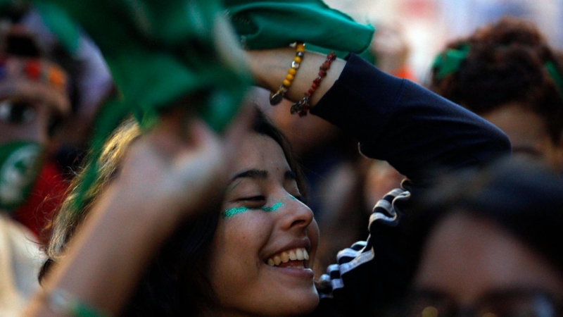 Activistas participan en una marcha convocada por el movimiento 'Ni una menos' contra la violencia de género en Buenos Aires. Emiliano Lasalvia / AFP