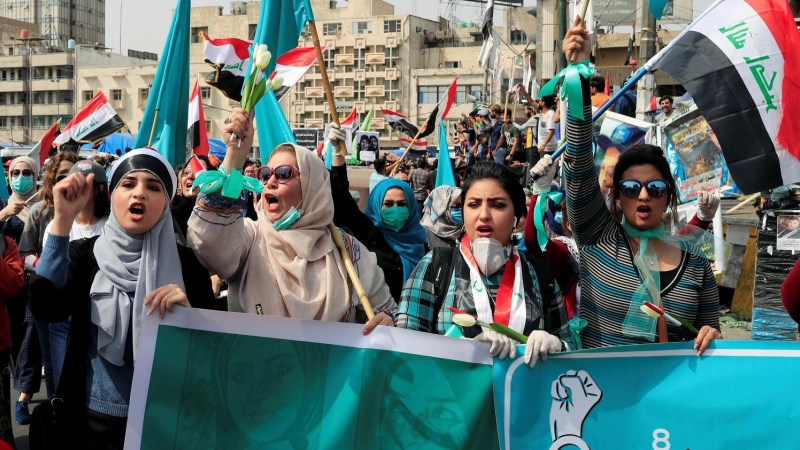Los sectores más misóginos de la sociedad iraquí han multiplicado sus amenazas contra las feministas a las que acusan de no pedir derechos para las mujeres sino de querer librarse del Islam. | Reuters/Thaier Al-Sudani