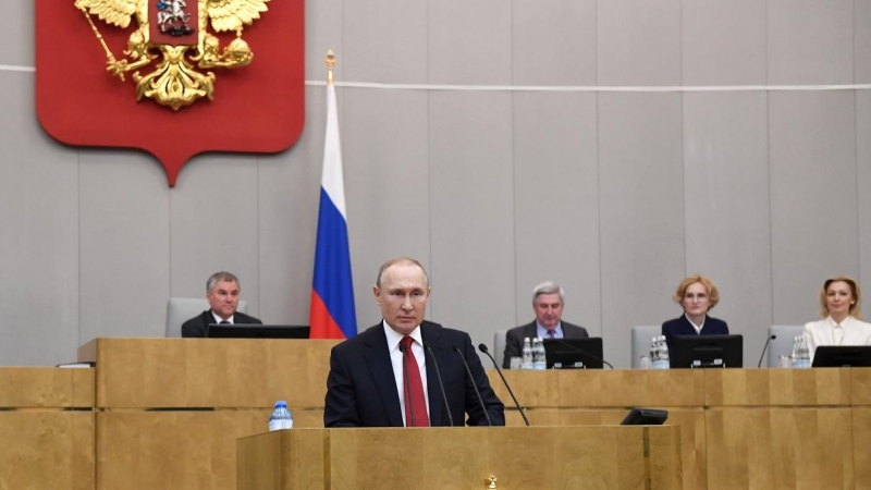 Vladimir Putin en el Parlamento ruso. / Reuters