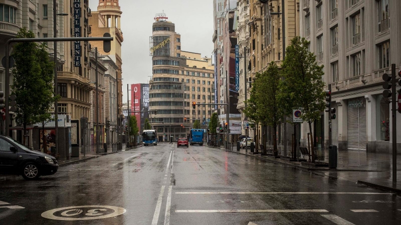 La Gran Vía de Madrid, desierta durante el estado de alarma decretado por el coronovirus, el 31 de marzo de 2020.-JAIRO VARGAS