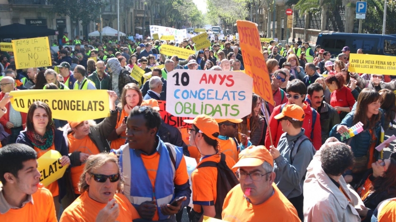 Manifestació convocada per la Dincat l'abril de l'any passat. ACN / ELISENDA ROSANAS.