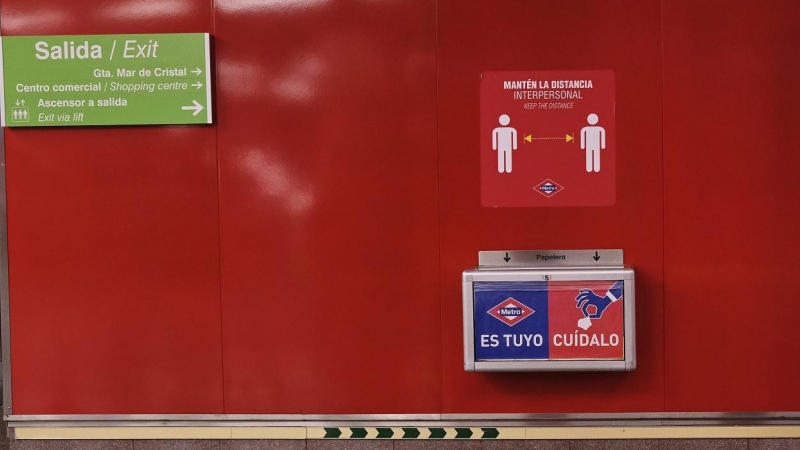 Señales en el Metro de Madrid. / ARCHIVO