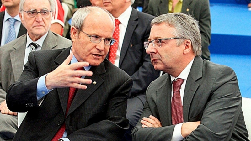 El exministro y expresident de la Generalitat, Josep Montilla, con el exministro José Blanco, en una imagen de archivo. EFE