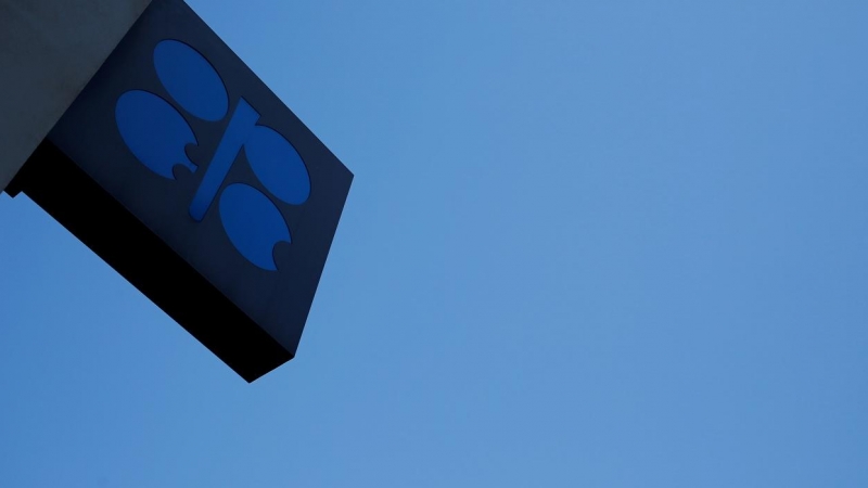 El logo de la OPEP en el exterior de su sede en Viena. REUTERS/Leonhard Foeger