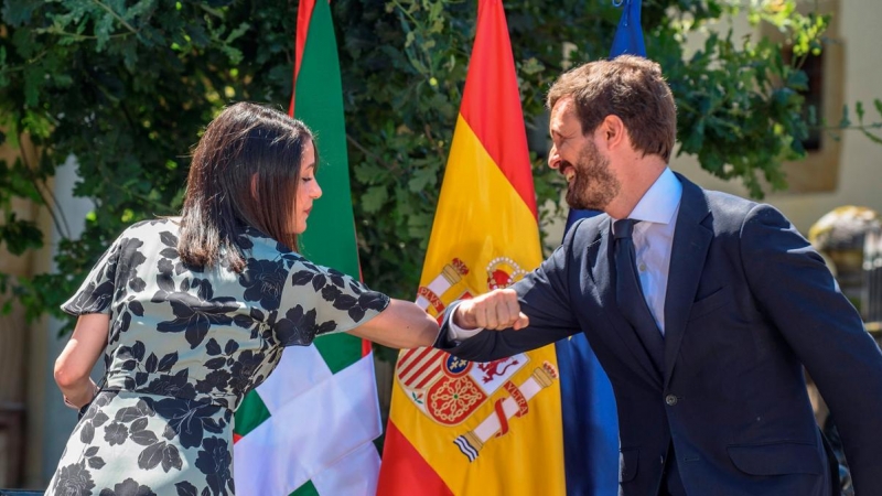 El presidente del Partido Popular, Pablo Casado, y la presidenta de Ciudadanos, Inés Arrimadas. - EFE