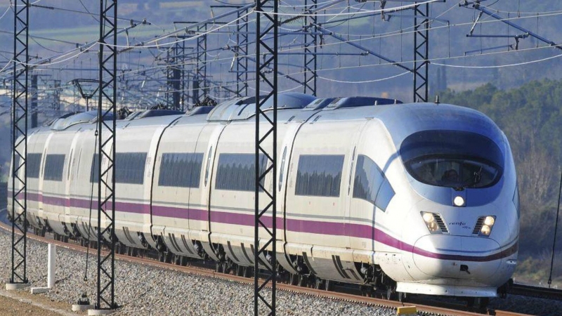 Imagen de archivo de un tren de Renfe. EFE