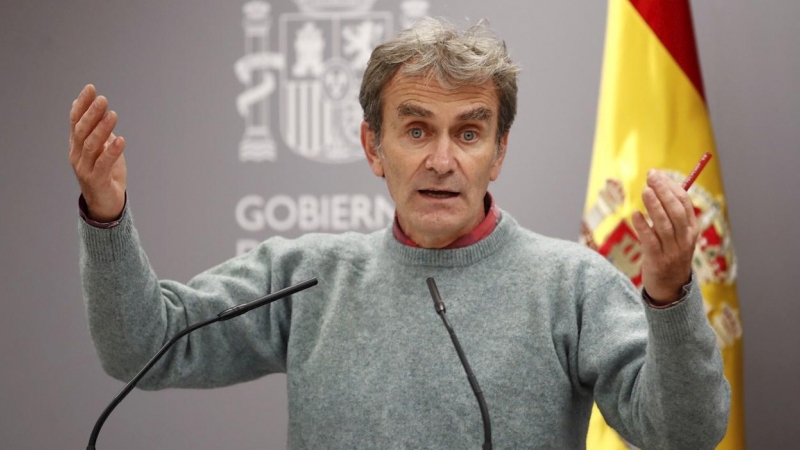 29/10/2020.- El director del Centro de Alertas y Emergencias Sanitarias, Fernando Simón, durante la rueda de prensa para informar acerca de los últimos datos de la pandemia del coronavirus en España.