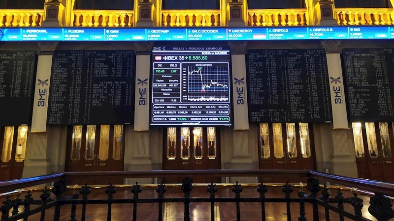 Vista del interior de la Bolsa de Madrid. EFE/ Ana Bornay