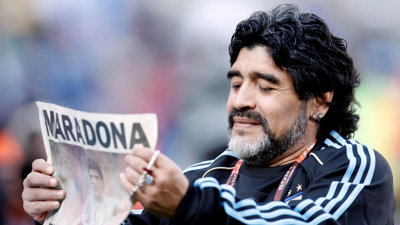 El entrenador de Argentina, Diego Maradona, antes del partido.