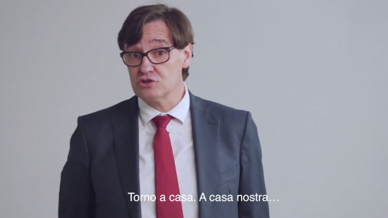 El ministro de Sanidad, Salvador Illa, en el primer vídeo de campaña para las elecciones catalanas.