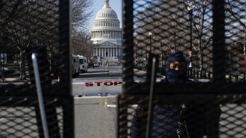 Perímetro de seguridad en el Capitolio de Washington.