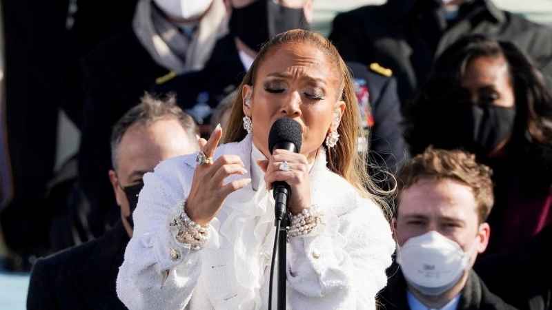 La cantante Jennifer Lopez también ha cantado en la investidura.