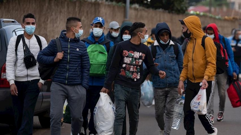 Regreso de 50 migrantes al campamento Las Raíces
