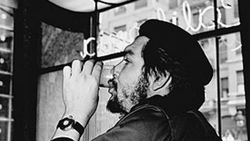 El Che Guevara, inmortalizado por el fotógrafo César Lucas en la cafetería California.