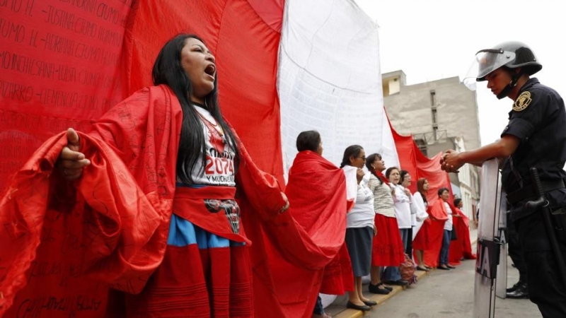 Protesta en Lima contra las esterilizadas forzadas.