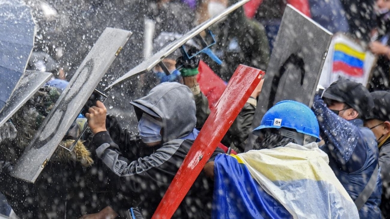 Manifestantes durante las protestas contra el Gobierno en Colombia del pasado 5 de mayo.