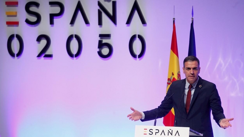 El presidente del Gobierno, Pedro Sánchez, durante la presentación del proyecto España 2050, en el Museo de Arte Reina Sofía de Madrid. EFE/ Juan Carlos Hidalgo