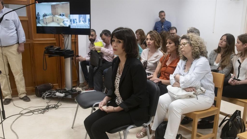 Juana Rivas, en la sala del juzgado de Granada en una imagen de archivo.