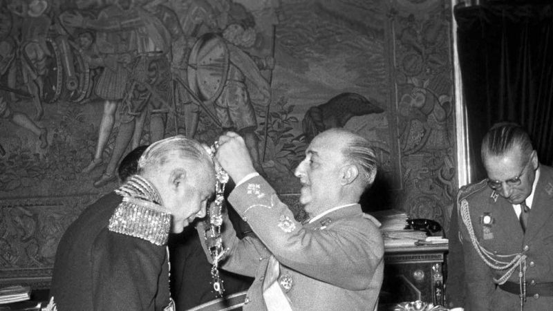 Trujillo y Franco, en la visita del primero a España en 1954.