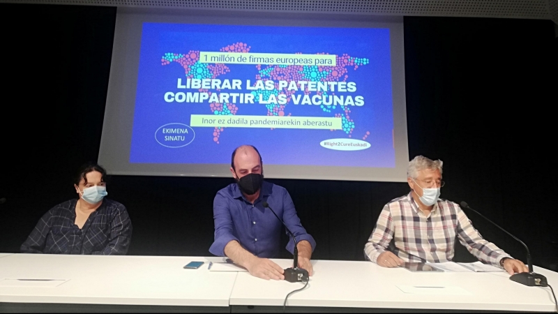 Imagen de la rueda de prensa ofrecida este lunes en Bilbao para presentar la campaña Right2Cure en Euskadi.