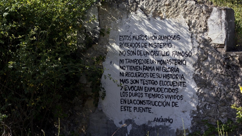 Poema escrito en la pared de las ruinas del destacamento penal de Soto del Real.