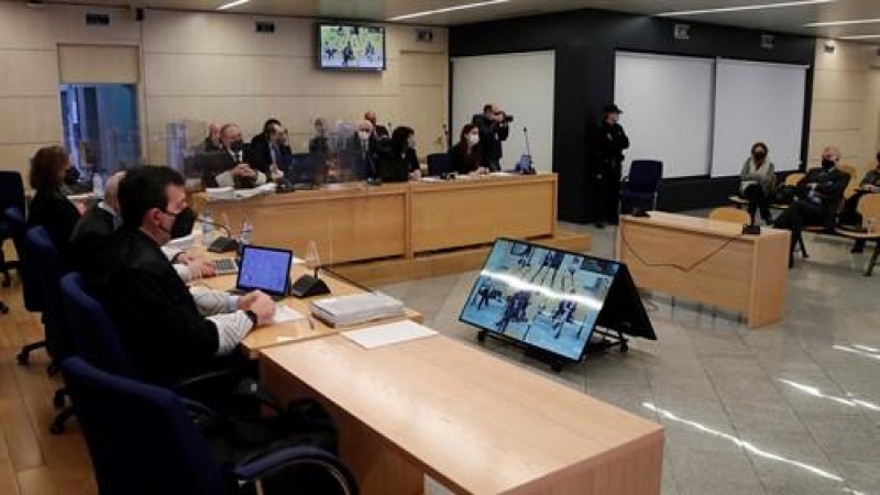 Vista general del tribunal durante el juicio por la presunta caja 'b' del PP, el 8 de febrero de 2021, en la sede de la Audiencia Nacional en San Fernando de Henares (Madrid).