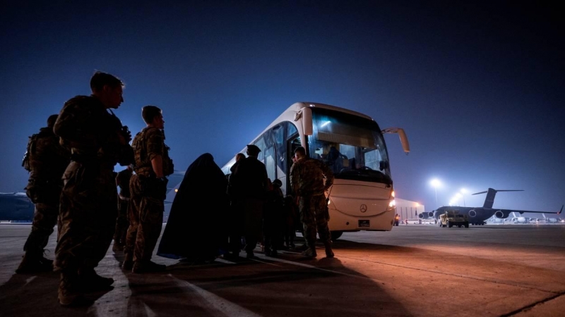 Evacuación del aeropuerto internacional Hamid Karzai de Kabul.