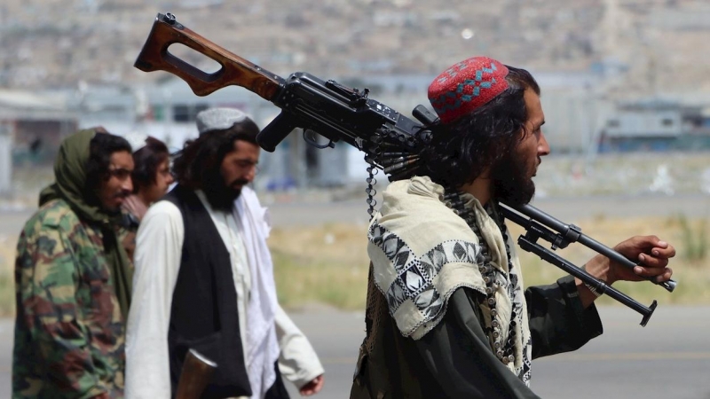 31/08/2021 Las fuerzas talibanas aseguran el Aeropuerto Internacional Hamid Karzai