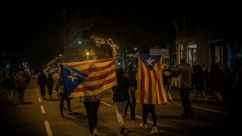 Protesta llevada a cabo por los CDR con motivo del tercer aniversario del 1-O, en Barcelona, el 1 de octubre de 2020.