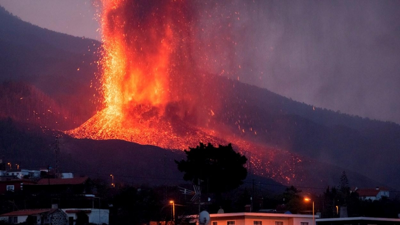 La erupción que comenzó el domingo en La Palma comienza este jueves su quinto día de actividad.